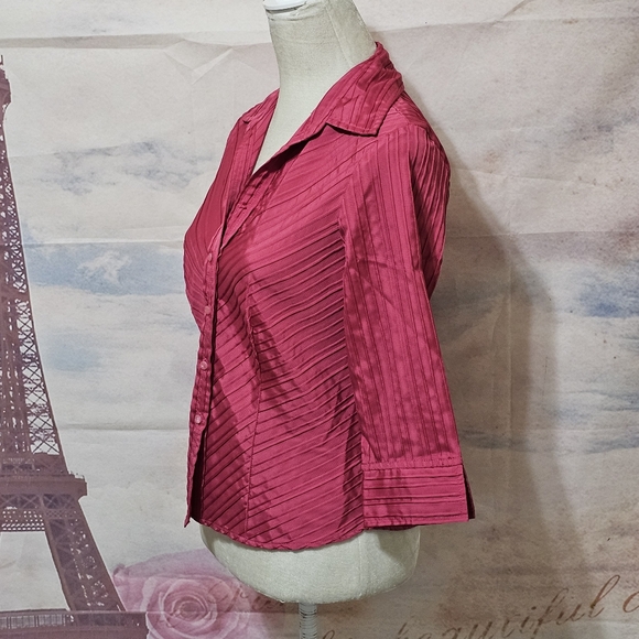 Como petite Fuchsia button down 3/4 sleeve blouse - Picture 4 of 9